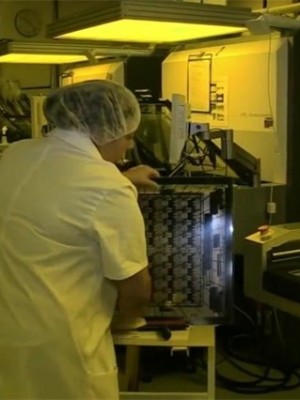 其他光源介紹-黑光熒光燈、紫外驗(yàn)鈔機(jī)、印刷電路用熒光燈、水下燈泡